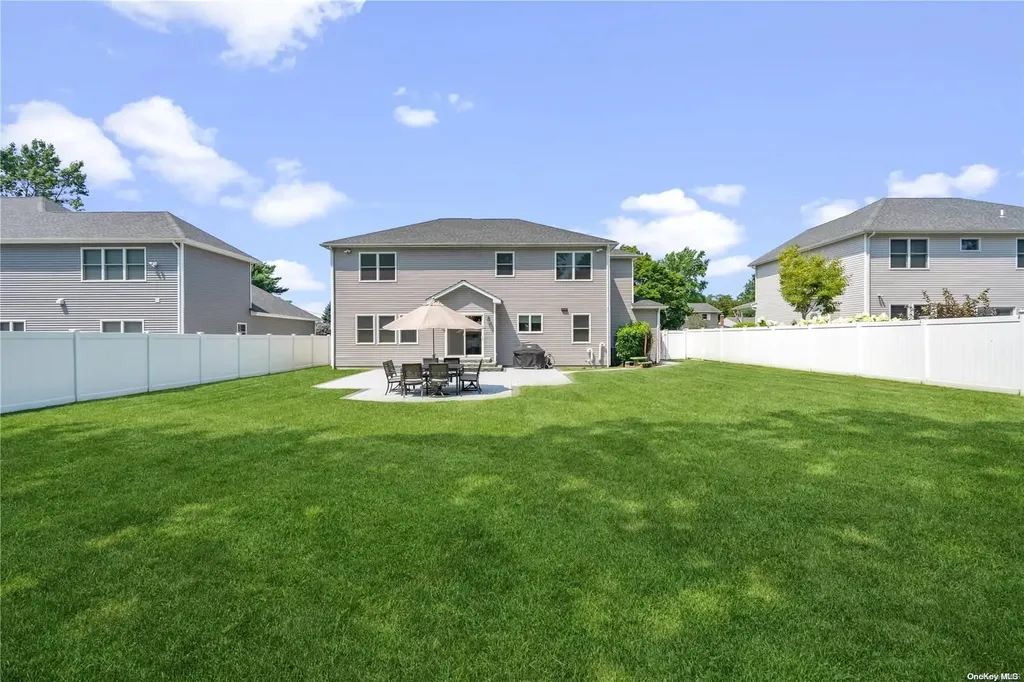 14 Rachel Avenue Commack NY 11725