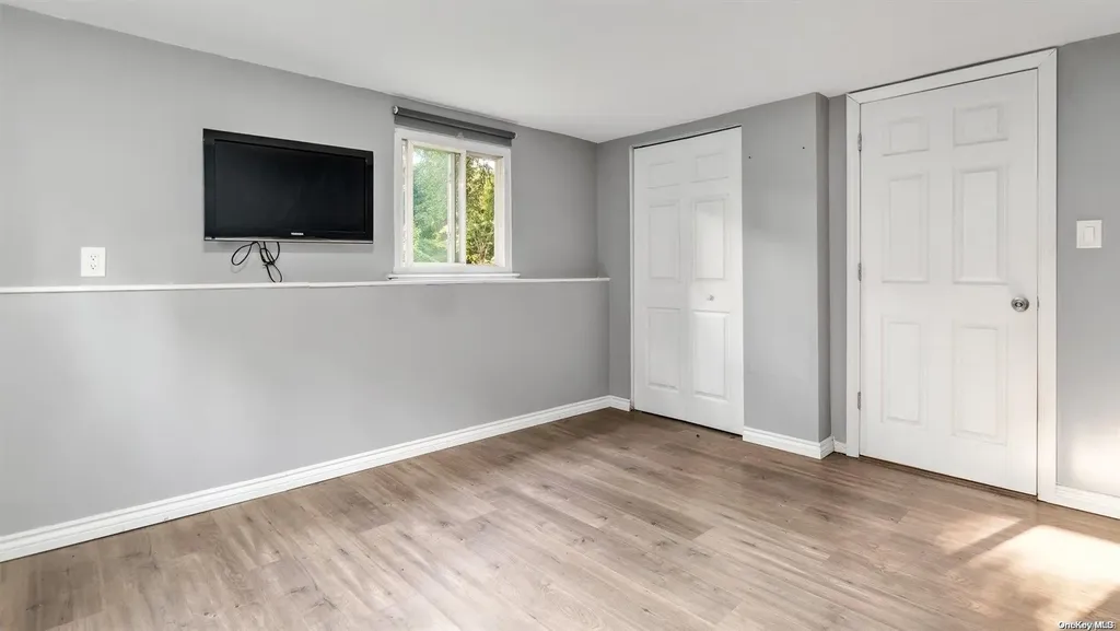 449 Ralph Avenue Central Islip NY 11722