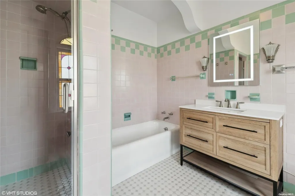 211 Laurelton Boulevard Long Beach NY 11561