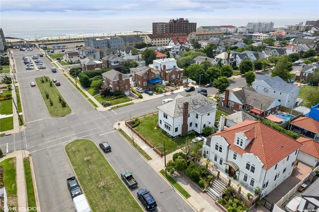 211 Laurelton Boulevard Long Beach NY 11561
