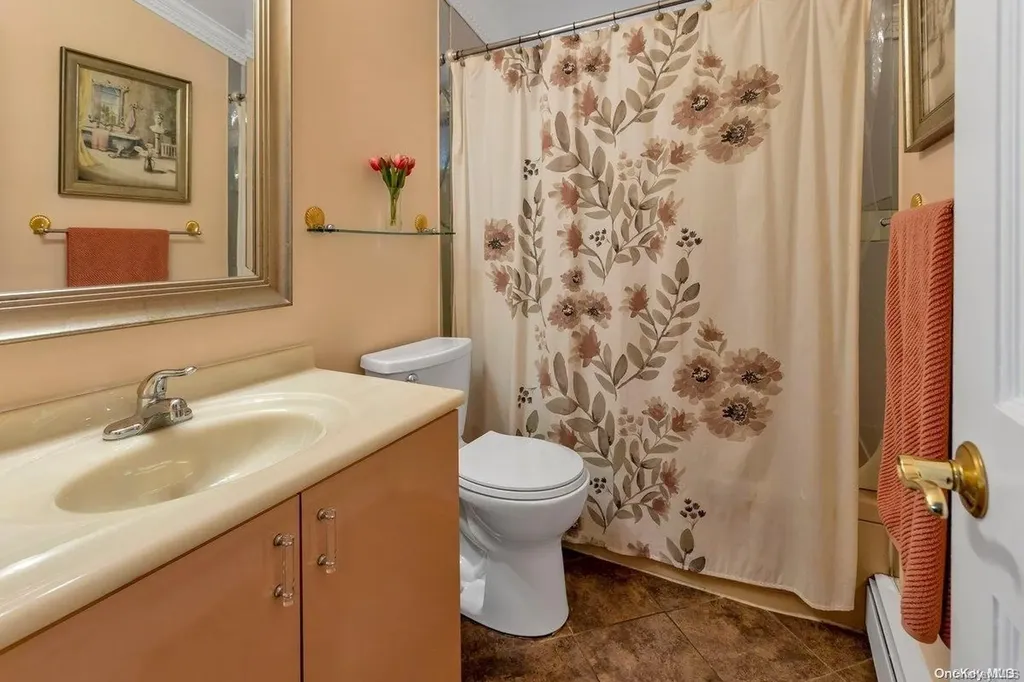 52 Deepdale Drive Commack NY 11725