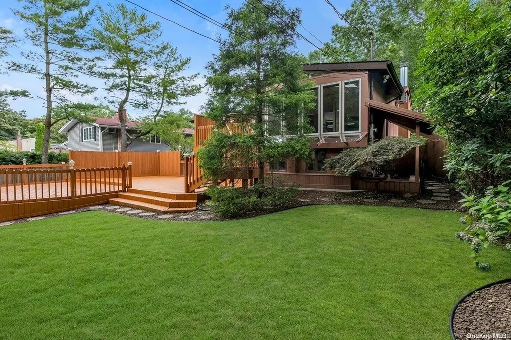 52 Deepdale Drive Commack NY 11725