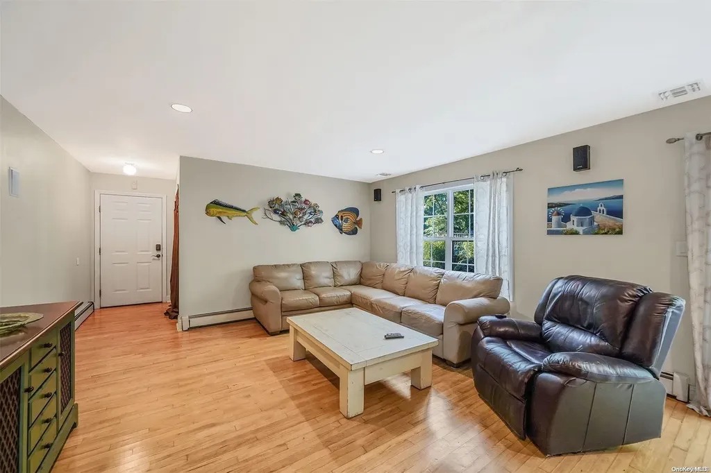56 Chardonnay Drive Coram NY 11727