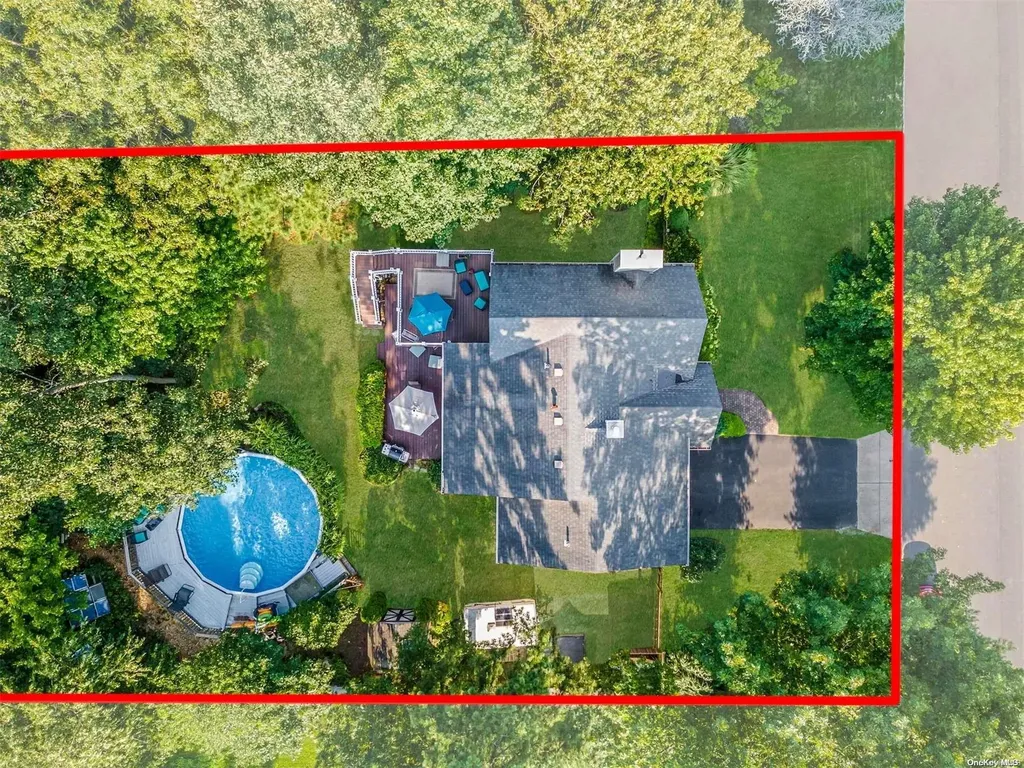 56 Chardonnay Drive Coram NY 11727