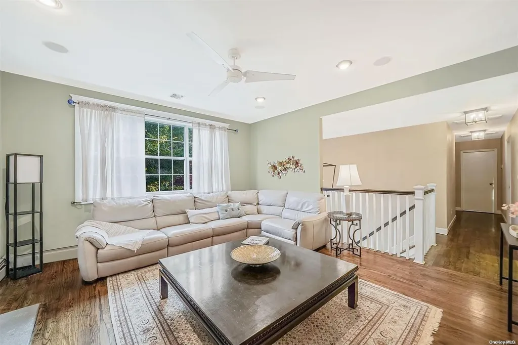 56 Chardonnay Drive Coram NY 11727