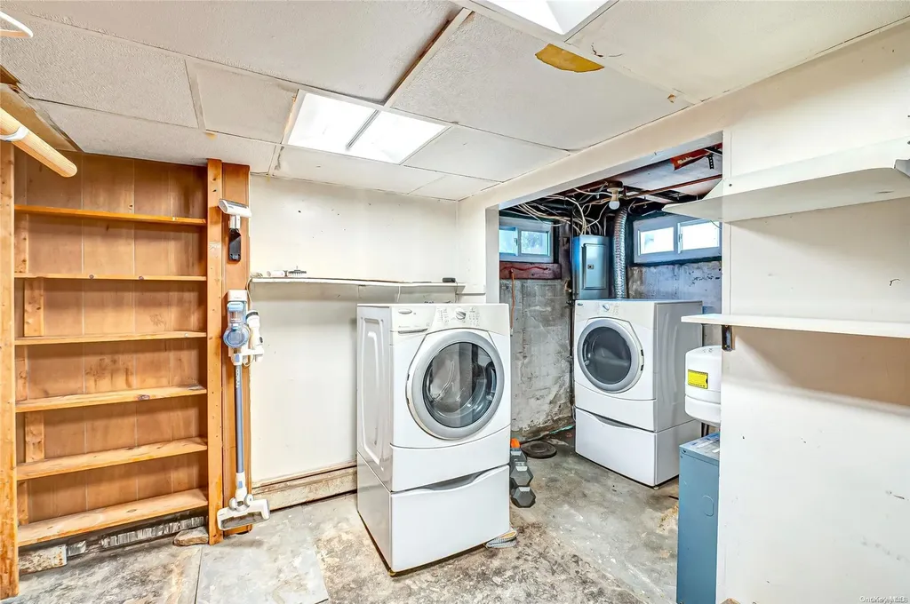 50 Albertson Avenue Albertson NY 11507