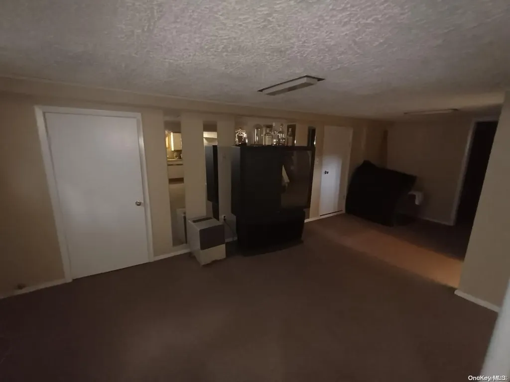 106 Spruce Avenue Bethpage NY 11714