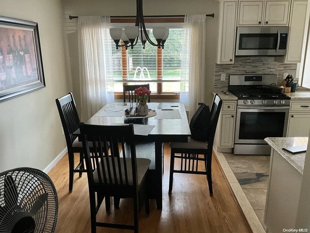 106 Spruce Avenue Bethpage NY 11714