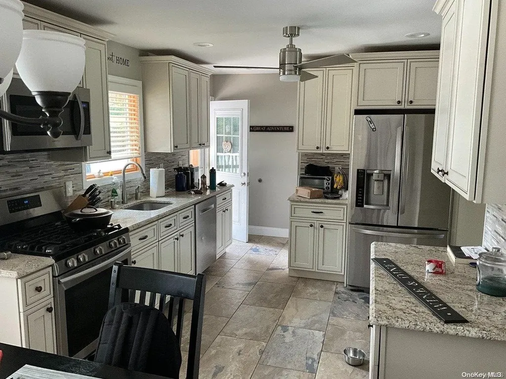 106 Spruce Avenue Bethpage NY 11714