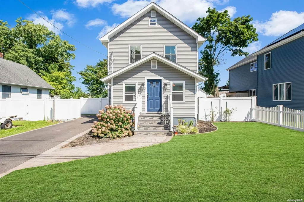 2445 Berkeley Place Bellmore NY 11710