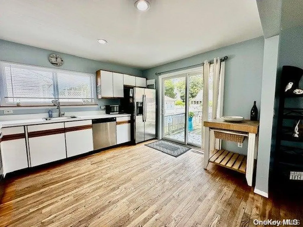 37 Argyle Drive Shirley NY 11967
