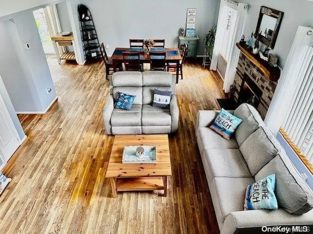 37 Argyle Drive Shirley NY 11967