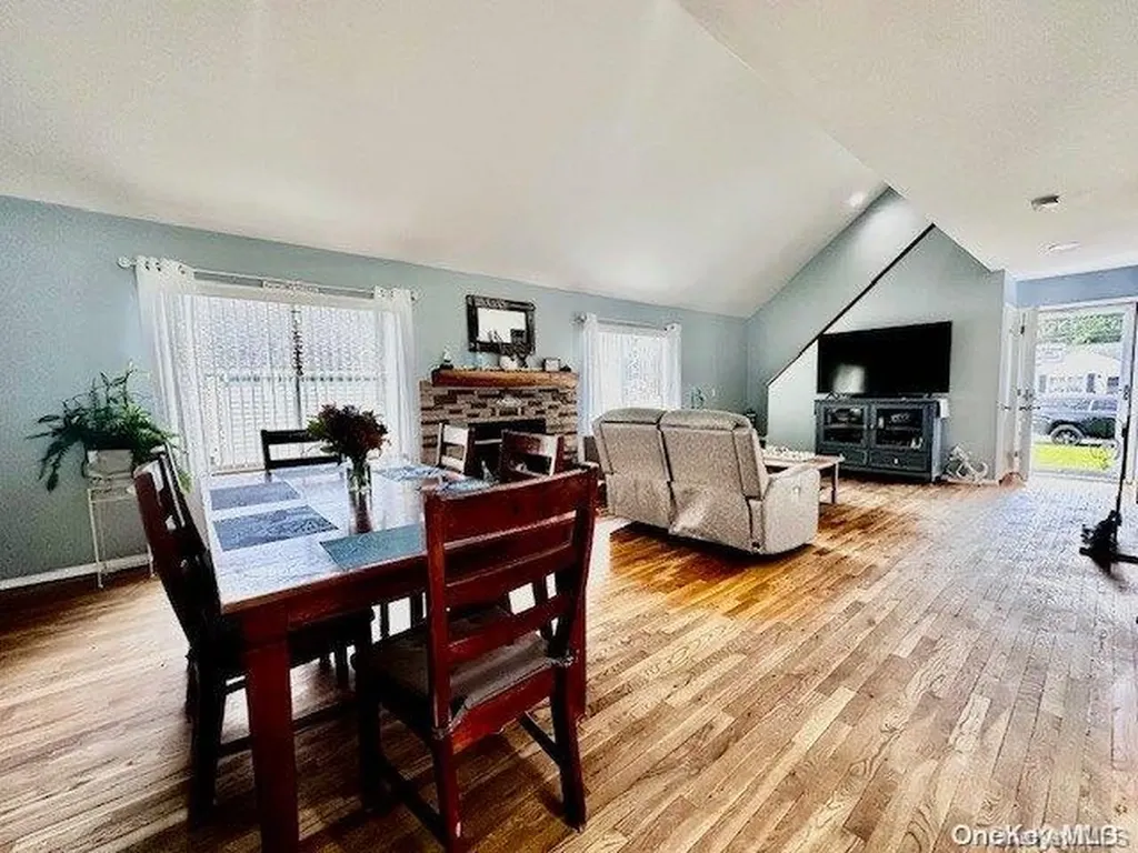 37 Argyle Drive Shirley NY 11967