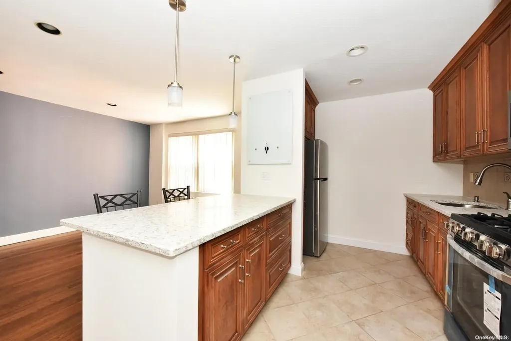 30 Stoner Avenue Great Neck NY 11021