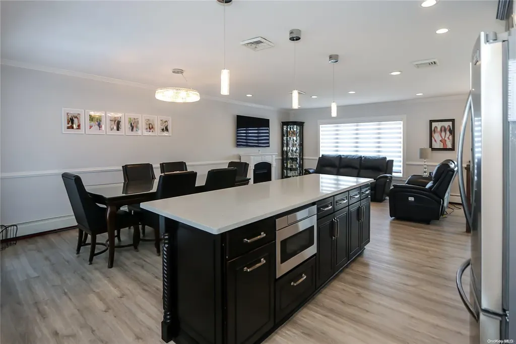 3664 Carrel Boulevard Oceanside NY 11572