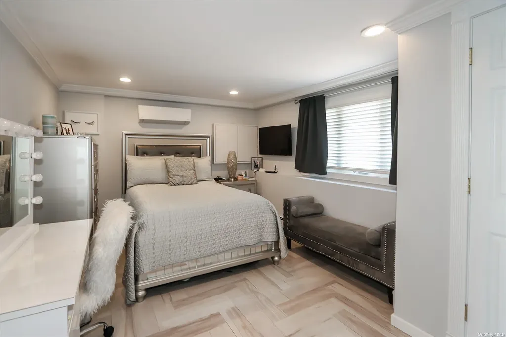 3664 Carrel Boulevard Oceanside NY 11572
