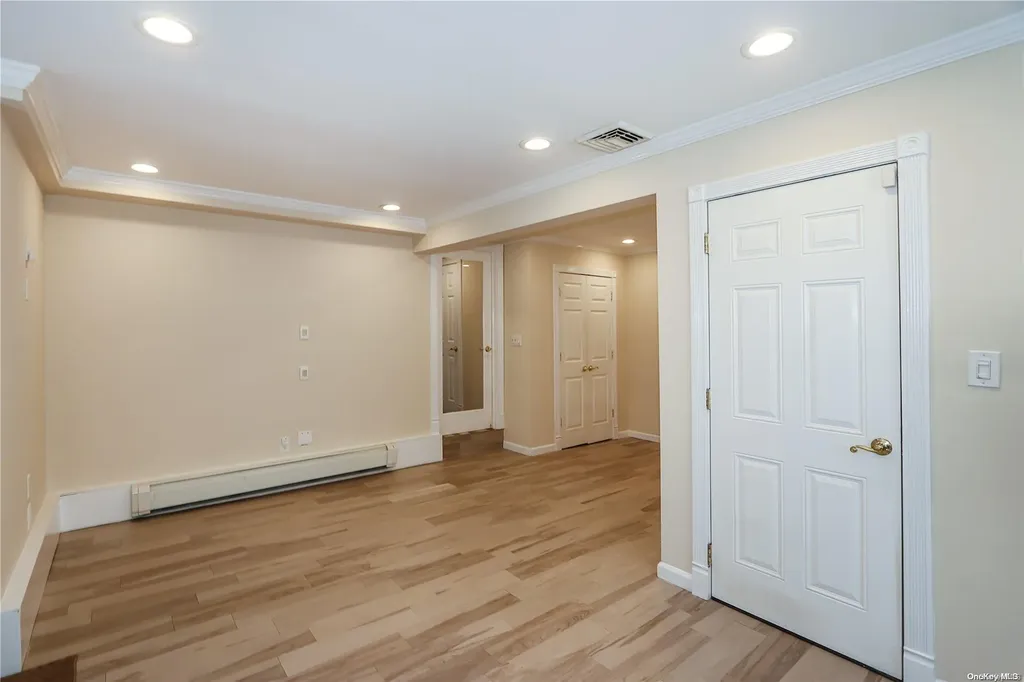 3664 Carrel Boulevard Oceanside NY 11572
