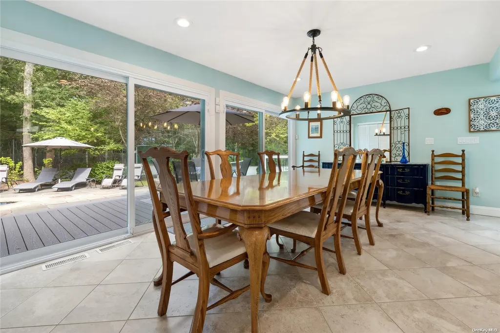18 North Quarter Road Westhampton NY 11977