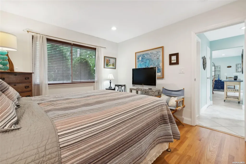 18 North Quarter Road Westhampton NY 11977