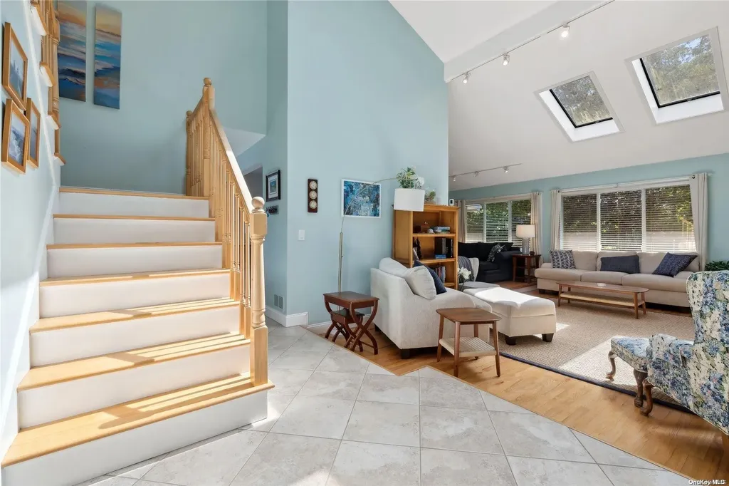 18 North Quarter Road Westhampton NY 11977