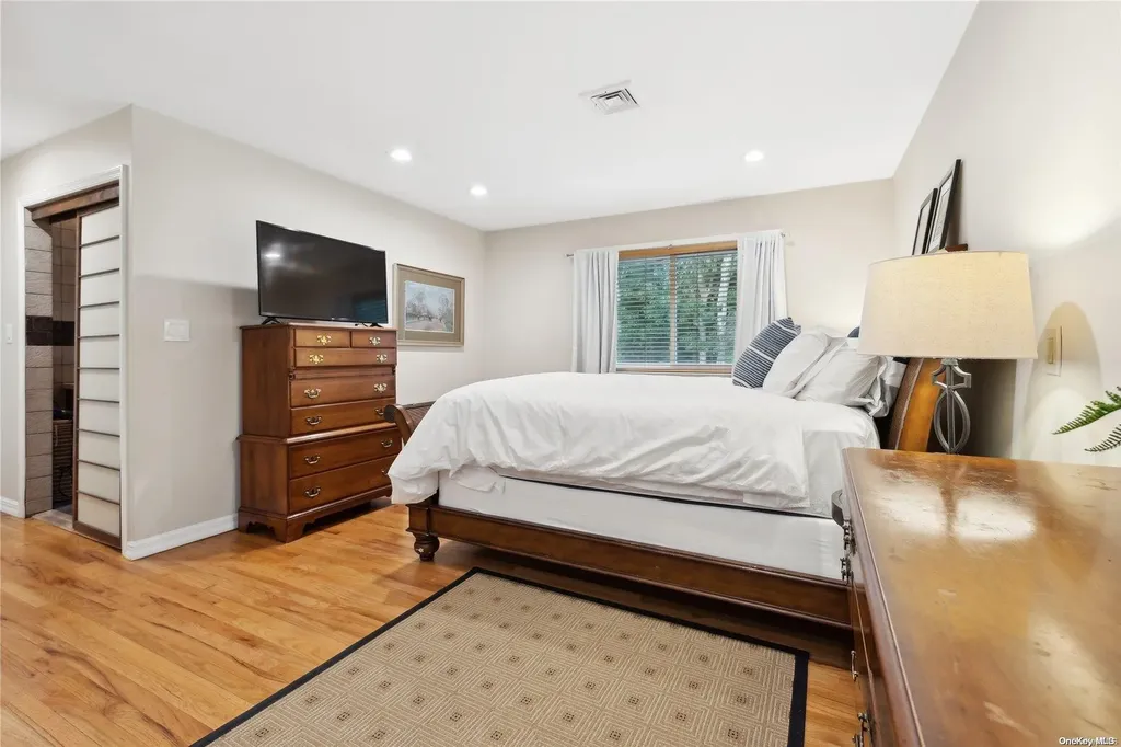 18 North Quarter Road Westhampton NY 11977