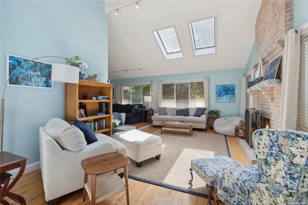 18 North Quarter Road Westhampton NY 11977
