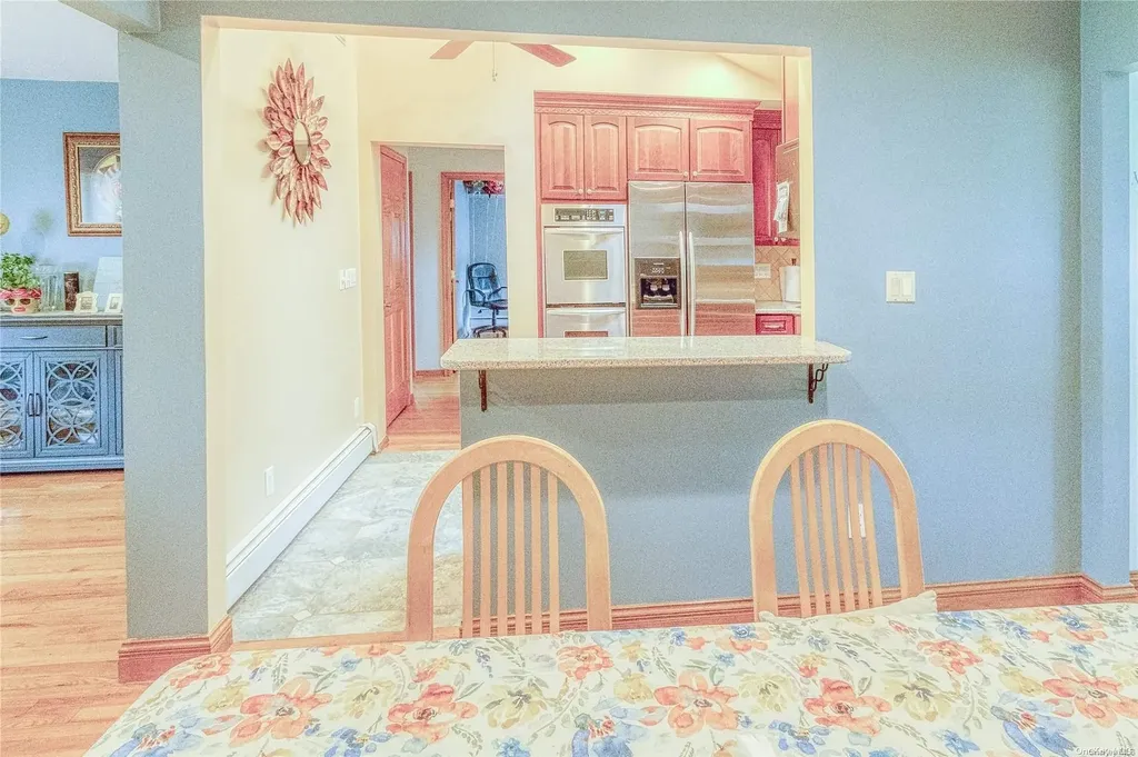 71 Independence Avenue Babylon NY 11702