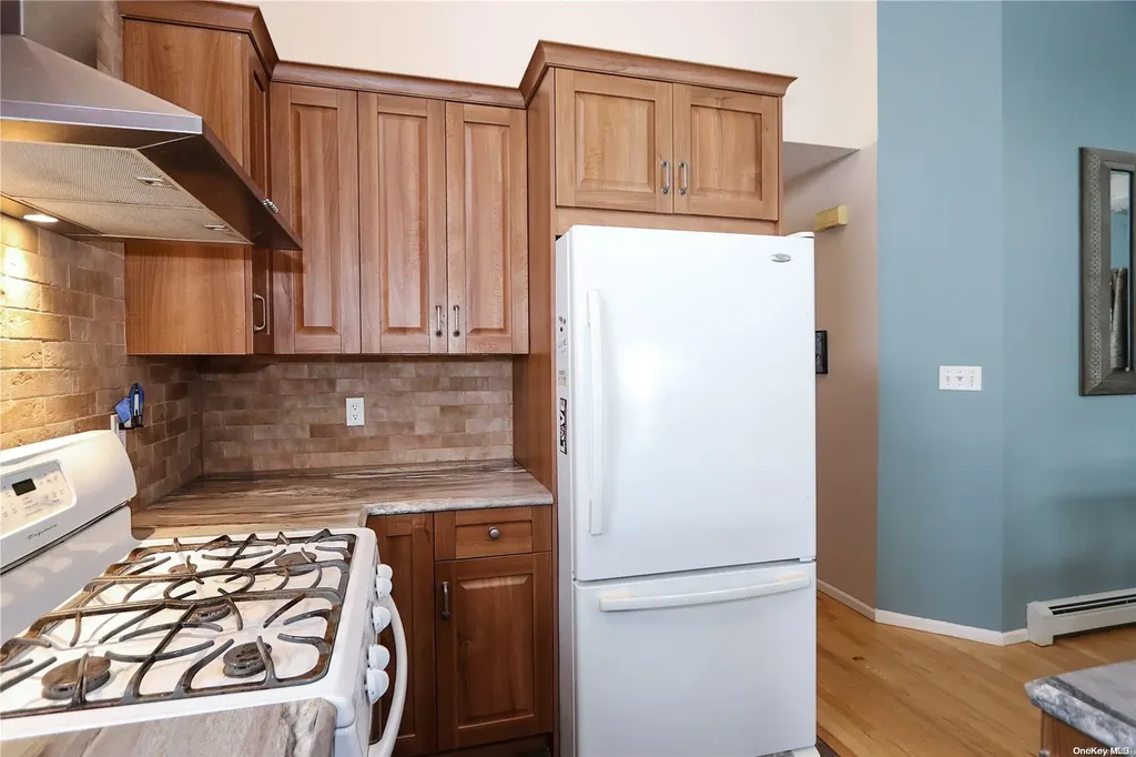 62 Illinois Avenue Long Beach NY 11561