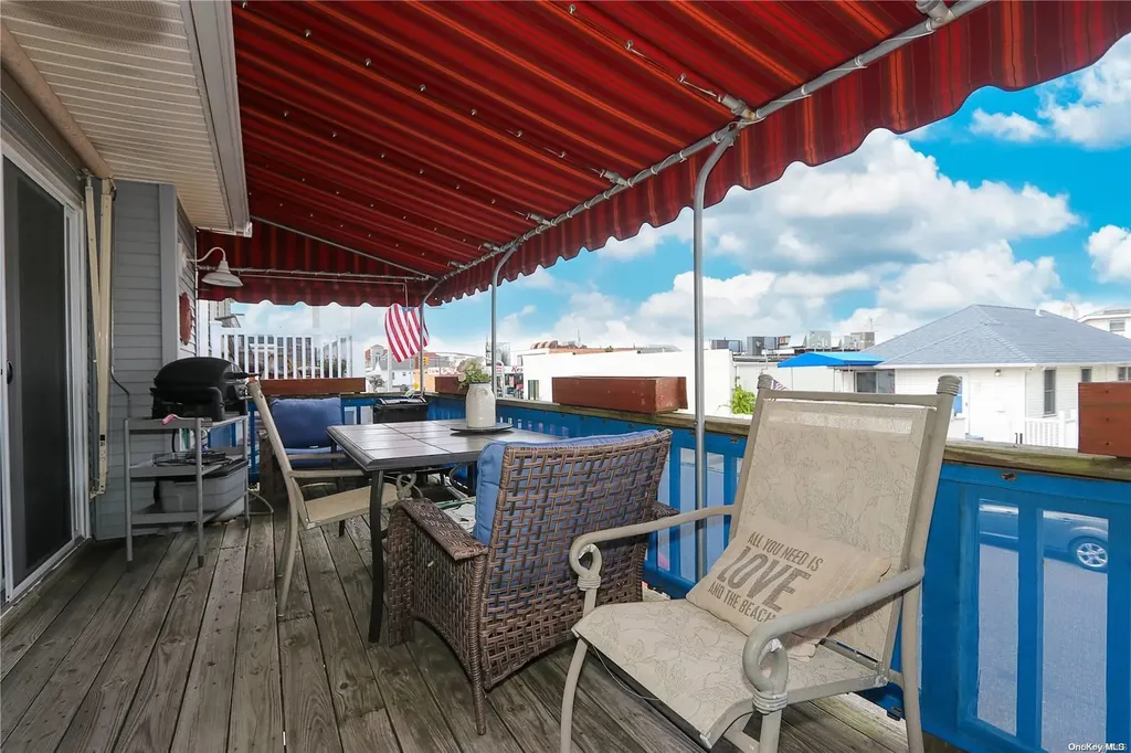 62 Illinois Avenue Long Beach NY 11561