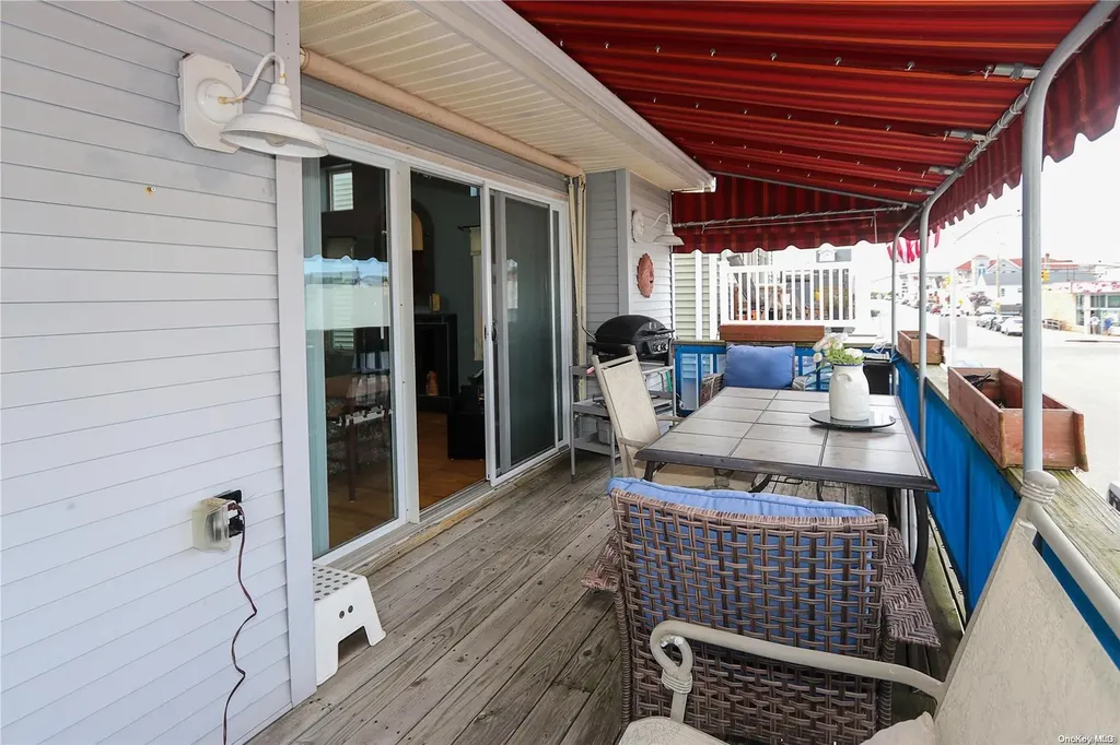 62 Illinois Avenue Long Beach NY 11561