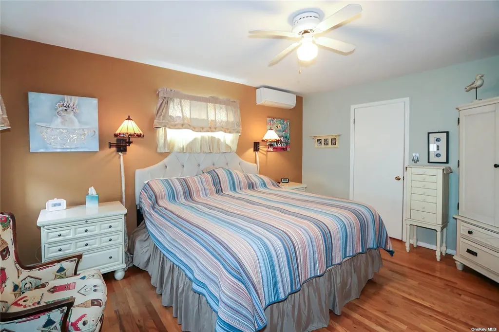 62 Illinois Avenue Long Beach NY 11561