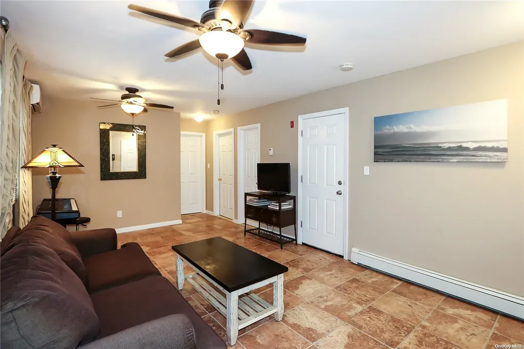 62 Illinois Avenue Long Beach NY 11561