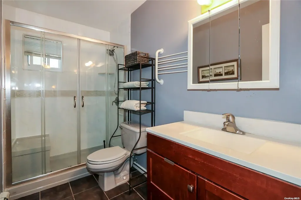 62 Illinois Avenue Long Beach NY 11561