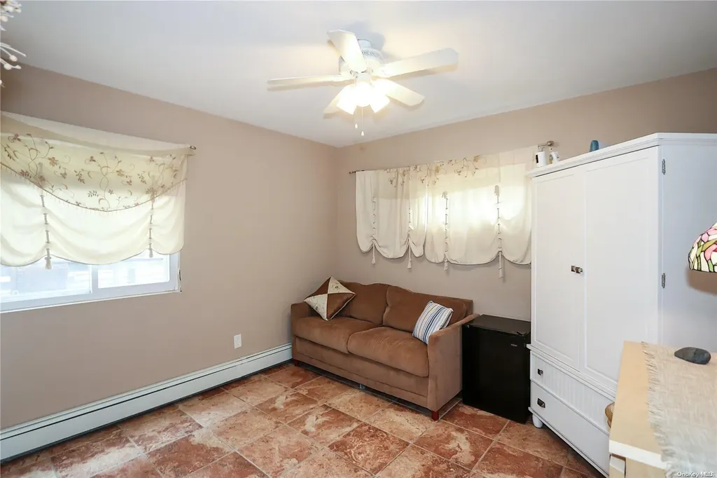 62 Illinois Avenue Long Beach NY 11561
