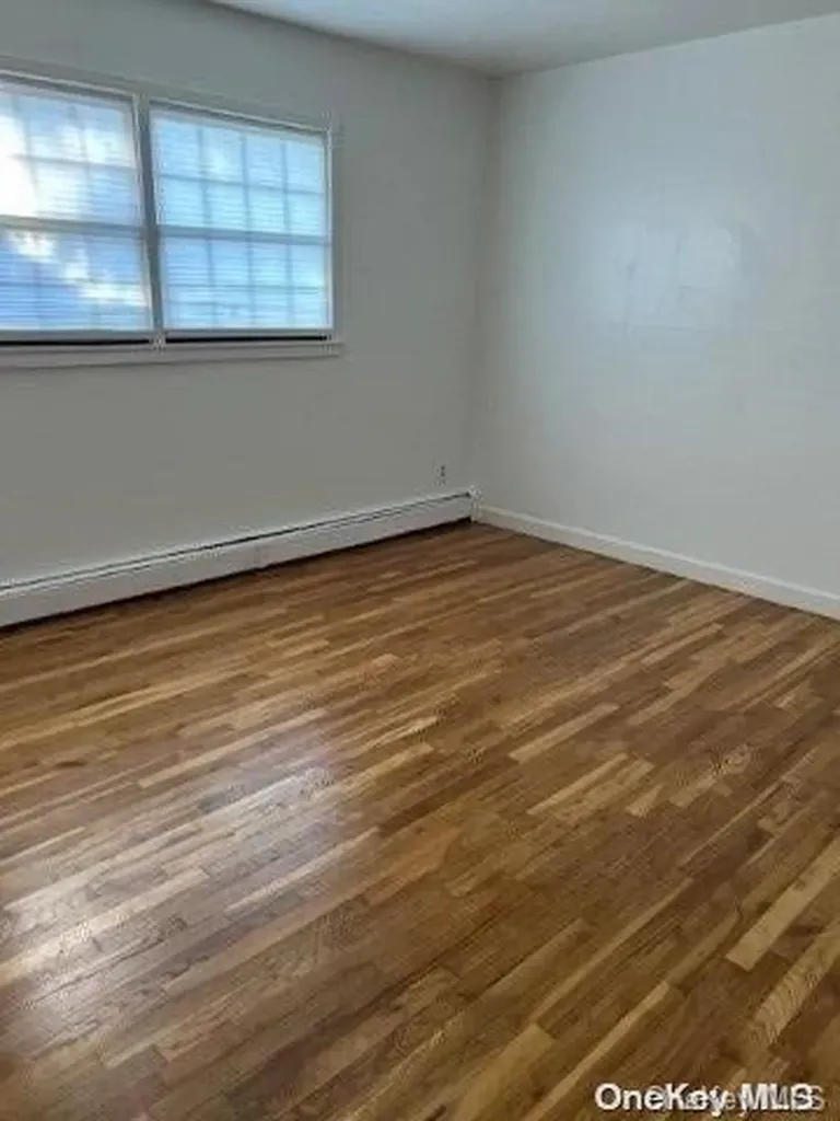 151 Fillmore Avenue Deer Park NY 11729