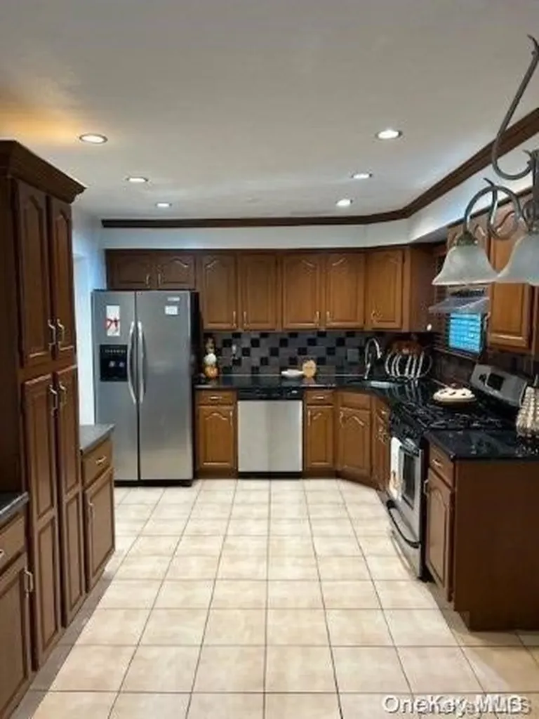151 Fillmore Avenue Deer Park NY 11729