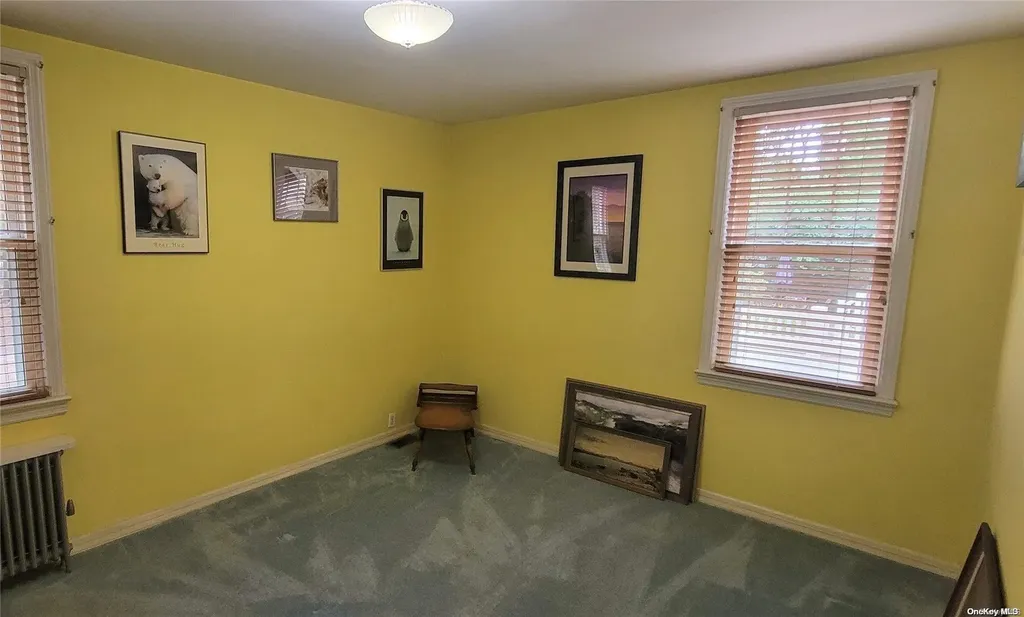 138 Hewlett Avenue Merrick NY 11566