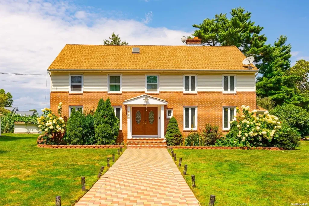 149 3rd Avenue Brentwood NY 11717