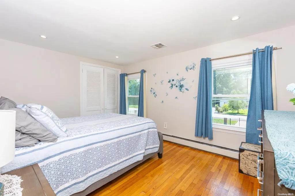 149 3rd Avenue Brentwood NY 11717