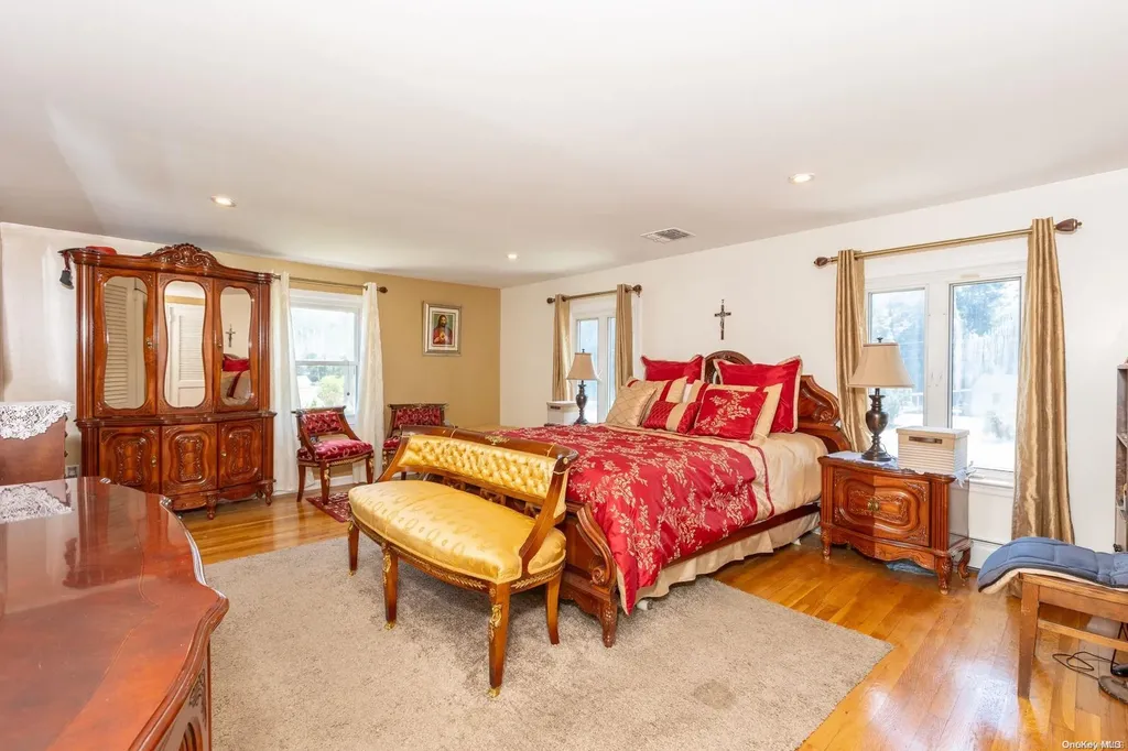 149 3rd Avenue Brentwood NY 11717