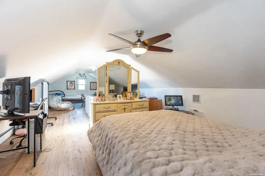 149 3rd Avenue Brentwood NY 11717