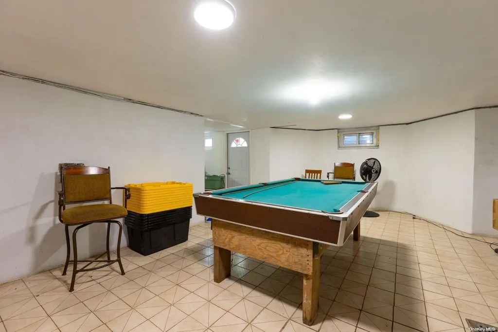 149 3rd Avenue Brentwood NY 11717