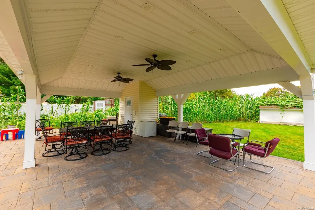 149 3rd Avenue Brentwood NY 11717