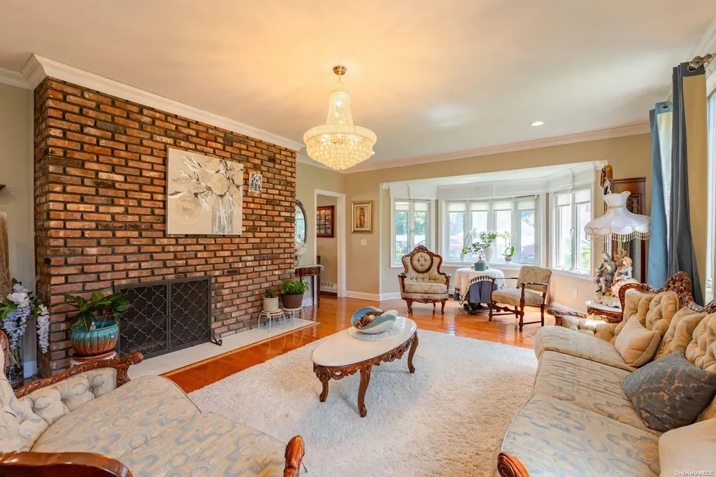 149 3rd Avenue Brentwood NY 11717