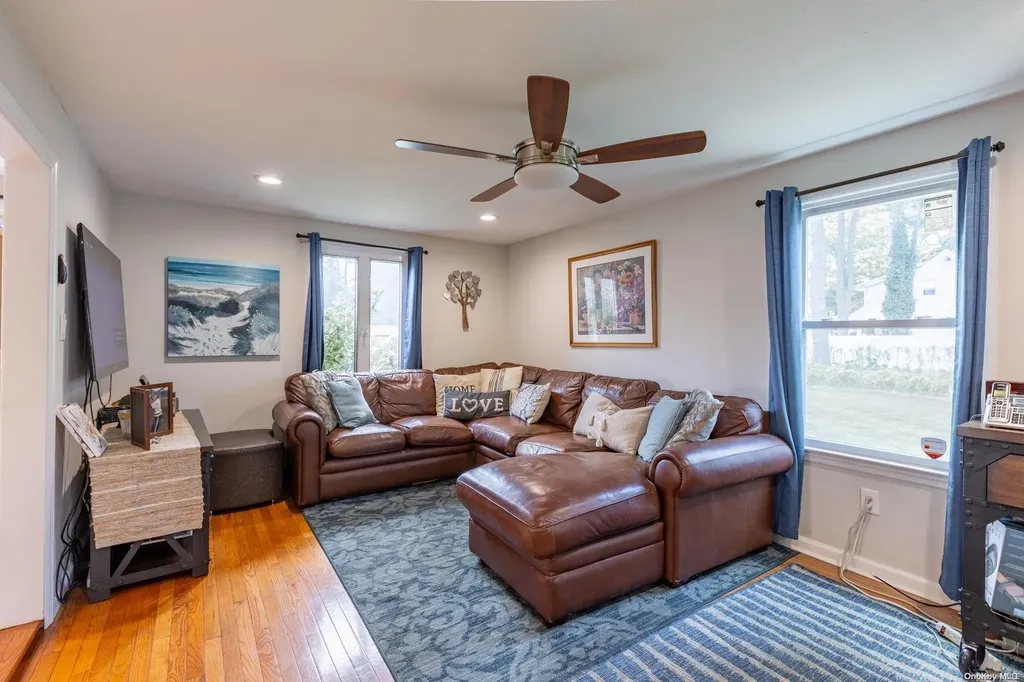 149 3rd Avenue Brentwood NY 11717