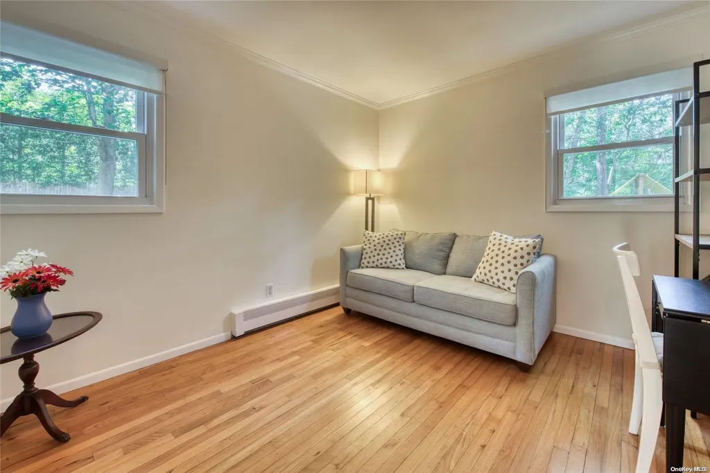 32 Summit Boulevard Westhampton NY 11977