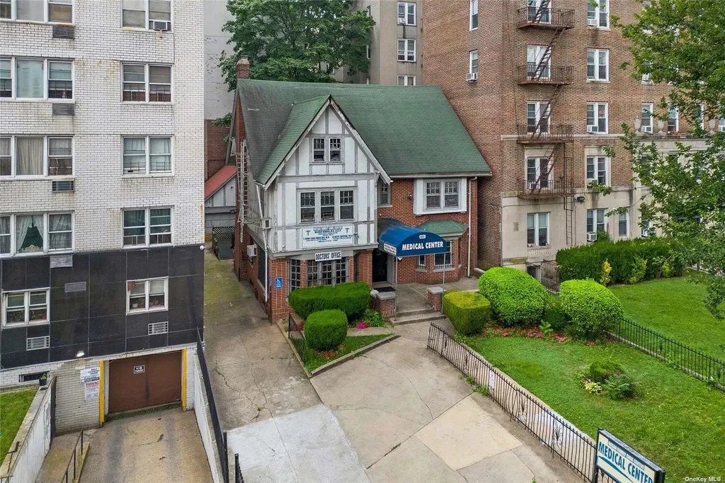 622 Ocean Avenue Brooklyn NY 11226