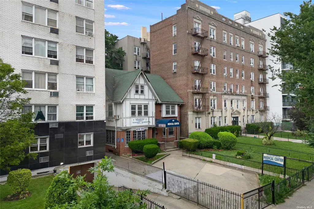 622 Ocean Avenue Brooklyn NY 11226