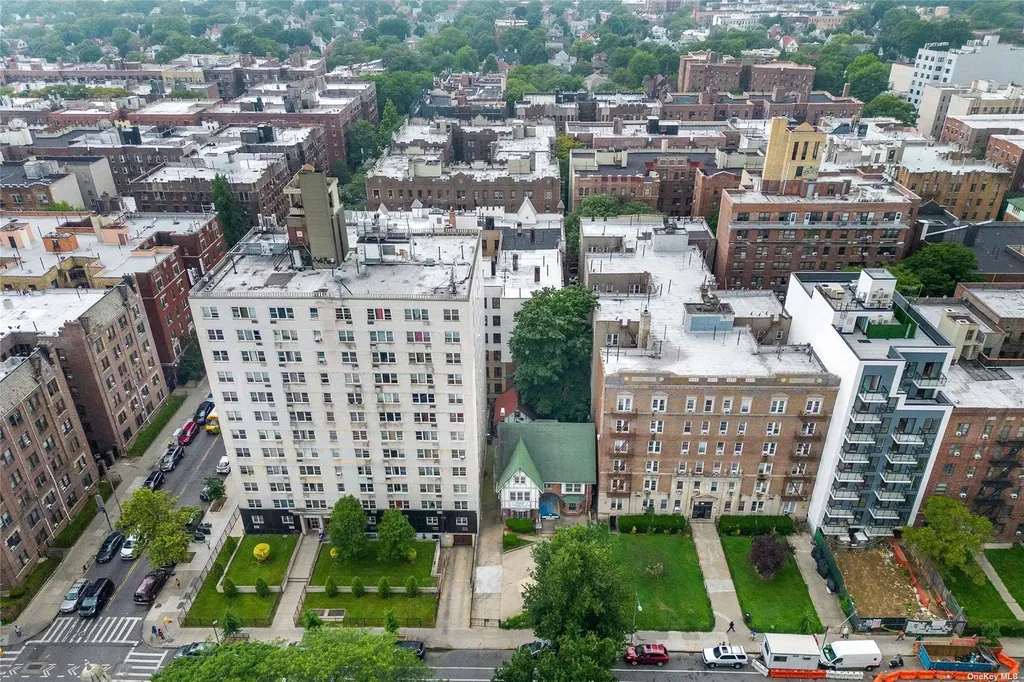 622 Ocean Avenue Brooklyn NY 11226