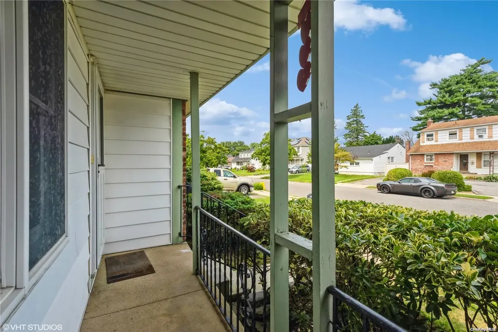 13 Joyce Avenue Massapequa NY 11758